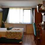 Bed & Breakfast Riverland 3*