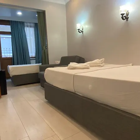 Bed & Breakfast Riverland 4*