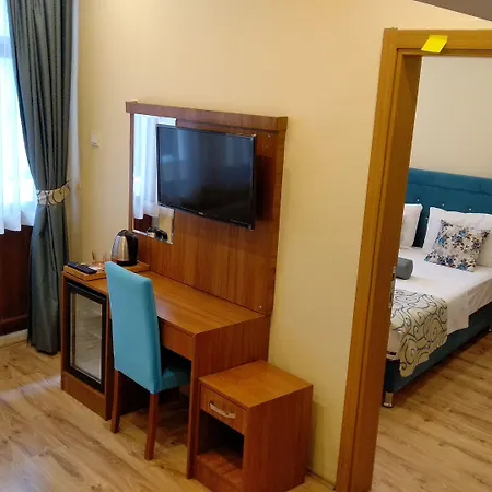 Riverland 3*